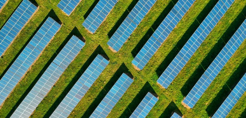 Red zeppelin UVGE o757 g unsplash